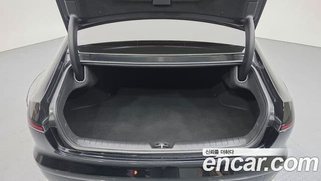 Hyundai Grandeur 2023 — ფოტო 20/20