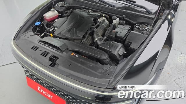 Hyundai Grandeur 2023 — ფოტო 6/20