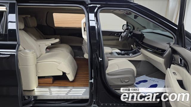 Kia Carnival 2024 — Photo 16/34
