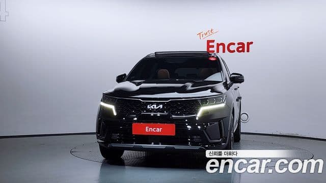 Kia Sorento 2023 — Фото 3/20