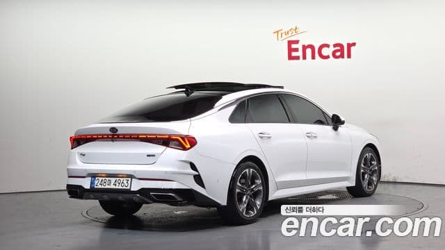 Kia K5 2021 — Şəkil 2/20