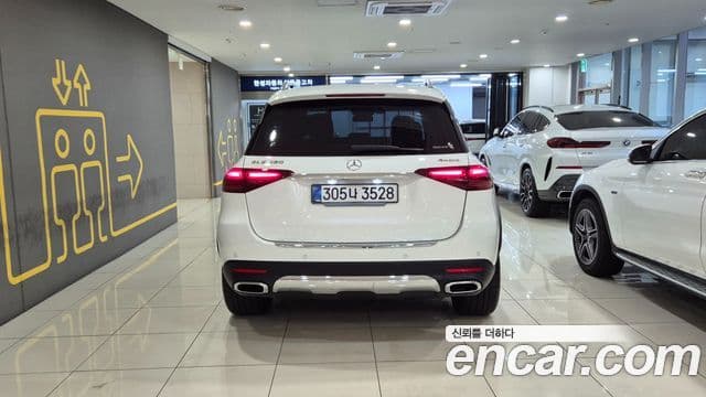 Mercedes-Benz GLE-Class 2025 — ფოტო 3/20