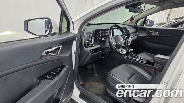 Kia Sportage 2023 — Şəkil 10/20