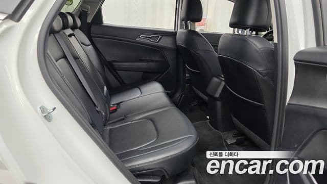 Kia Sportage 2023 — Şəkil 11/20