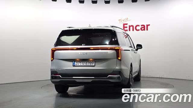Kia Carnival 2025 — Şəkil 4/20