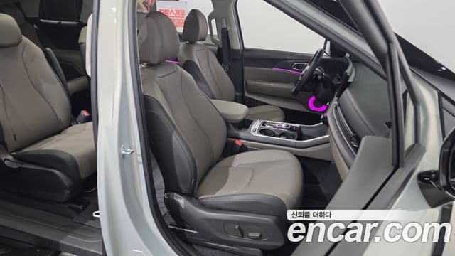 Kia Carnival 2025 — Şəkil 12/20