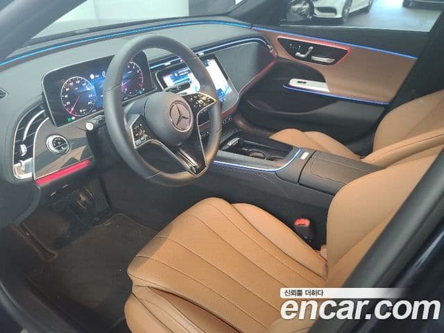 Mercedes-Benz E-Class 2026 — ფოტო 8/20
