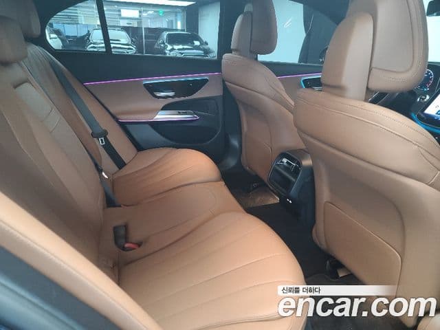 Mercedes-Benz E-Class 2026 — Şəkil 11/20