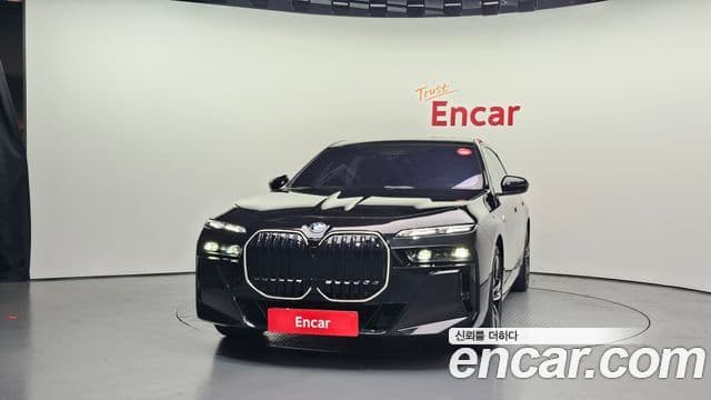 BMW 7 Series 2025 — ფოტო 3/20