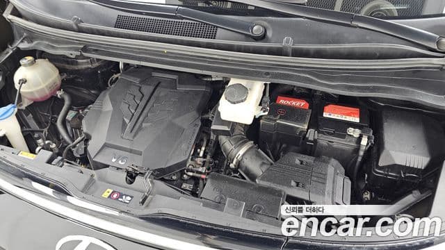 Hyundai Staria 2021 — ფოტო 6/20