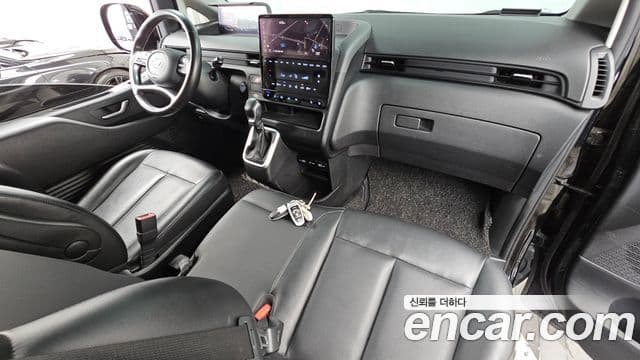 Hyundai Staria 2021 — ფოტო 10/20