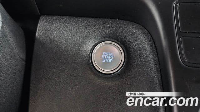 Hyundai Staria 2021 — ფოტო 19/20