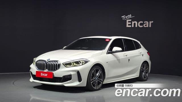 BMW 1 Series 2021 — ფოტო 1/20