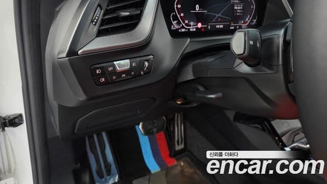 BMW 1 Series 2021 — ფოტო 17/20