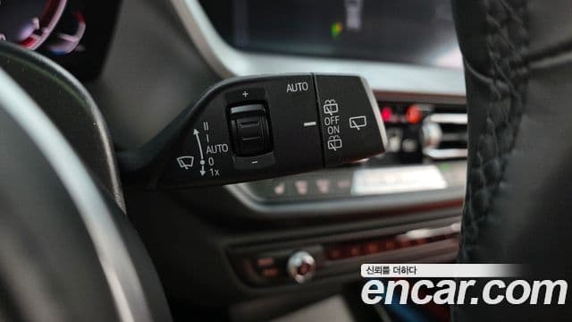 BMW 1 Series 2021 — ფოტო 18/20