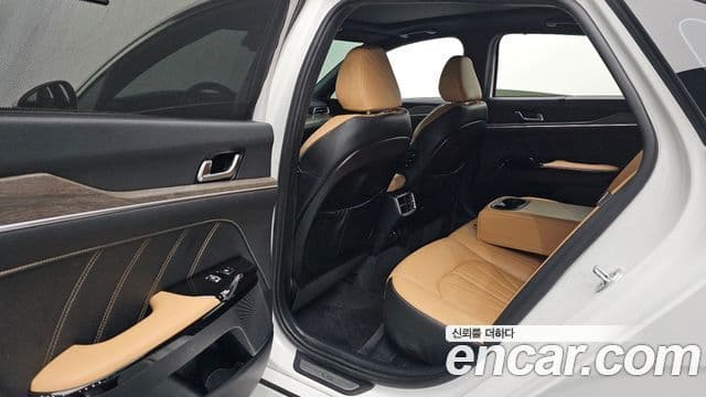 Kia K5 2020 — фото 12 из 20