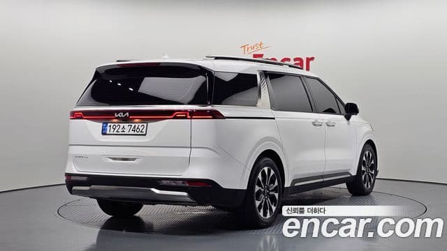 Kia Carnival 2023 — Şəkil 2/20