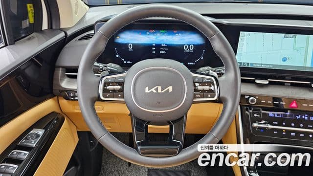 Kia Carnival 2023 — Şəkil 13/20
