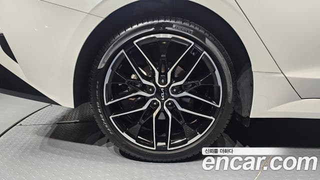 Kia K5 2023 — фото 5 из 20