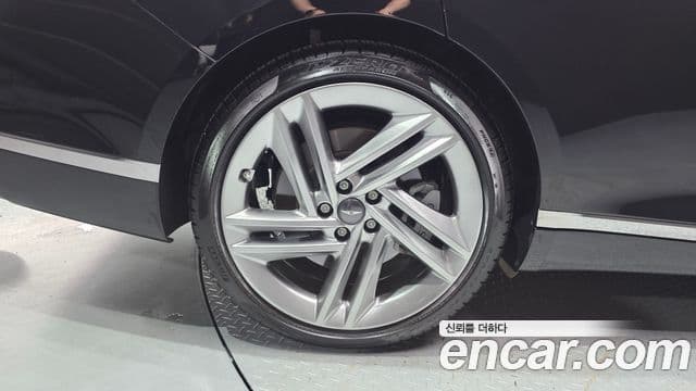 Genesis Electrified G80 2024 — ფოტო 5/20