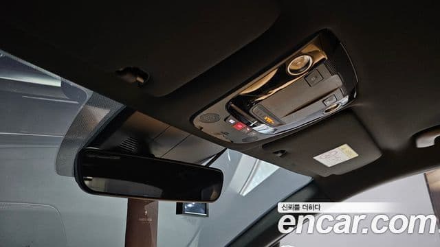 Kia K5 2023 — фото 18 из 20