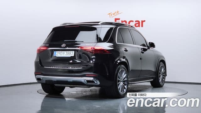 Mercedes-Benz GLE-Class 2024 — ფოტო 2/20