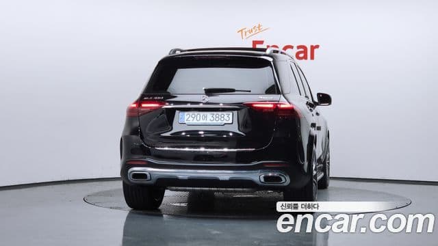 Mercedes-Benz GLE-Class 2024 — ფოტო 4/20