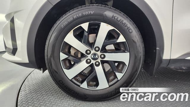 Kia Sorento 2020 — ფოტო 4/20
