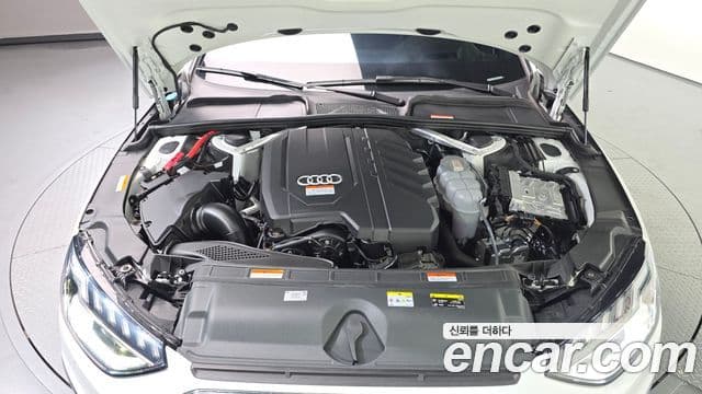 Audi A4 2023 — ფოტო 20/34