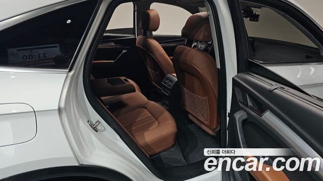 Audi Q5 2024 — Photo 21/35