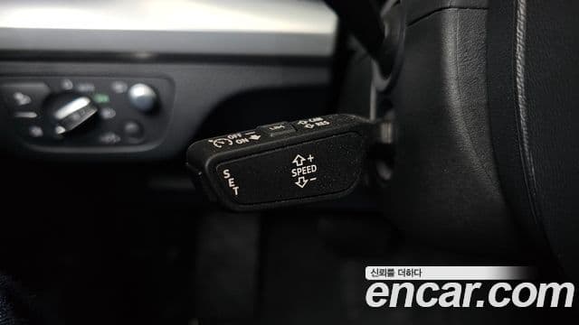 Audi Q5 2024 — Photo 17/35