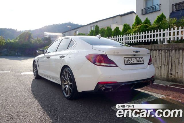Genesis G70 2020 — Photo 12/20