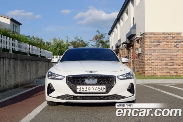 Genesis G70 2020 — Photo 9/20