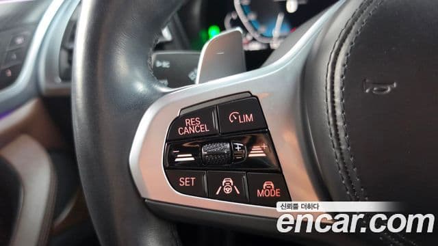 BMW X4 2022 — Photo 32/34