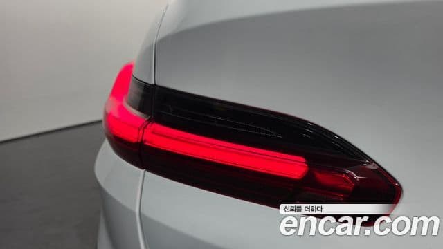 BMW X4 2022 — Photo 2/34