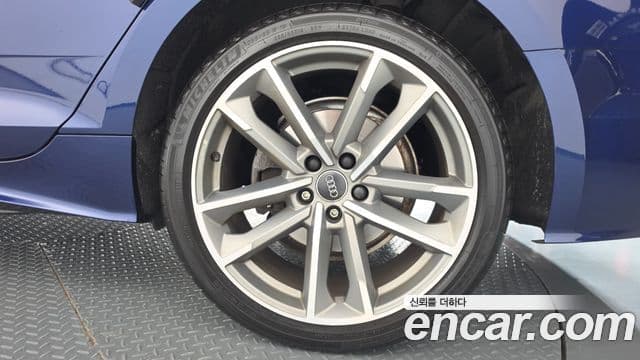 Audi A5 2020 — Şəkil 36/37
