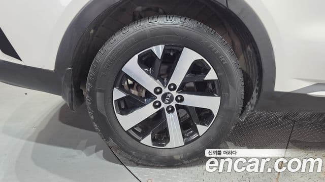 Kia Sorento 2020 — Фото 5/20