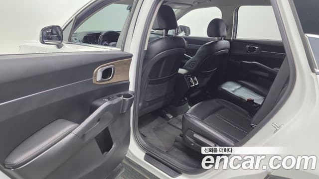 Kia Sorento 2020 — Фото 12/20