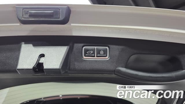 Kia Sorento 2020 — Фото 18/20