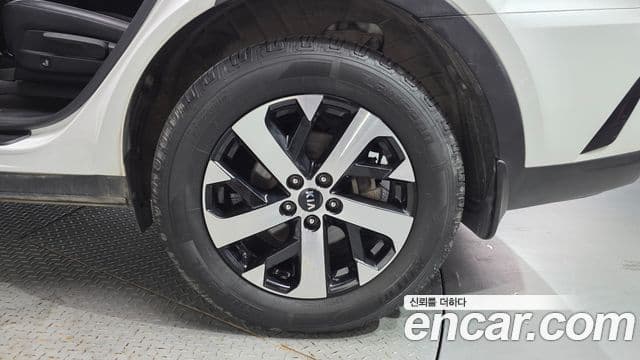 Kia Sorento 2020 — Şəkil 22/36