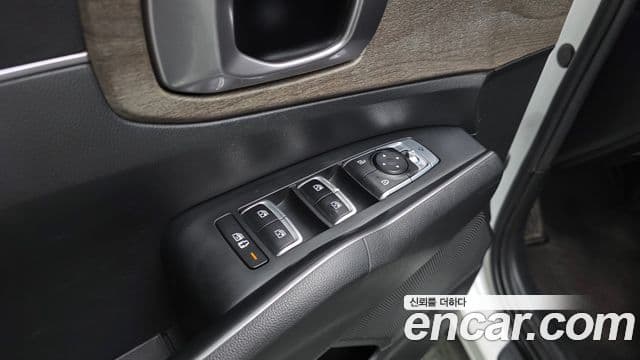Kia Sorento 2020 — Şəkil 18/36