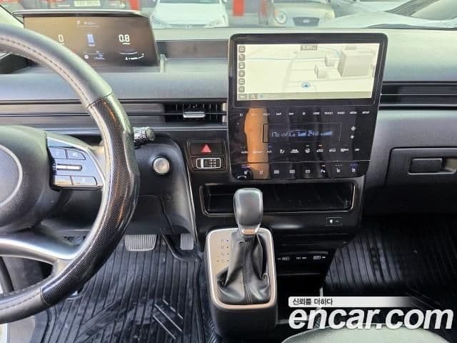 Hyundai Staria 2023 — Фото 6/20