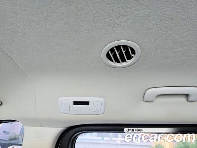 Hyundai Staria 2023 — Фото 12/20