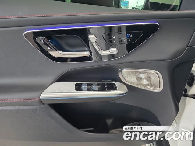 Mercedes-Benz GLC-Class 2025 — Фото 12/20