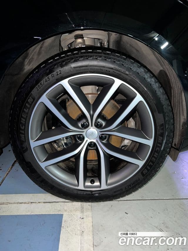 Land Rover Range Rover Sport 2024 — Photo 2/16