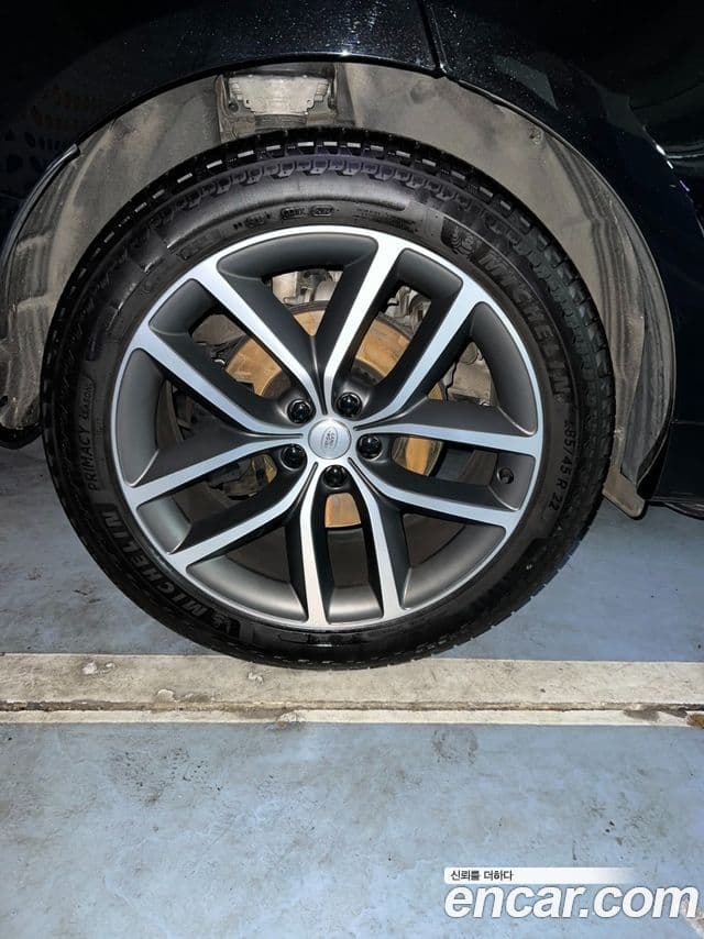 Land Rover Range Rover Sport 2024 — Photo 10/16
