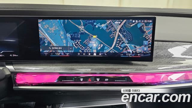 BMW i7 2025 — Photo 8/35
