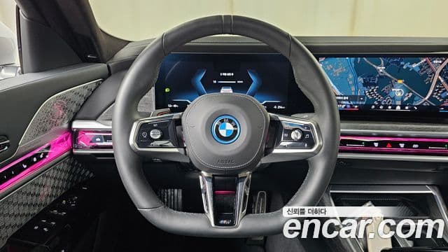 BMW i7 2025 — Photo 4/35