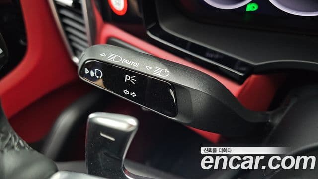 Porsche Cayenne 2023 — Photo 6/38