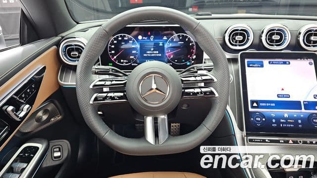 Mercedes-Benz CLE-Class 2025 — Photo 15/31